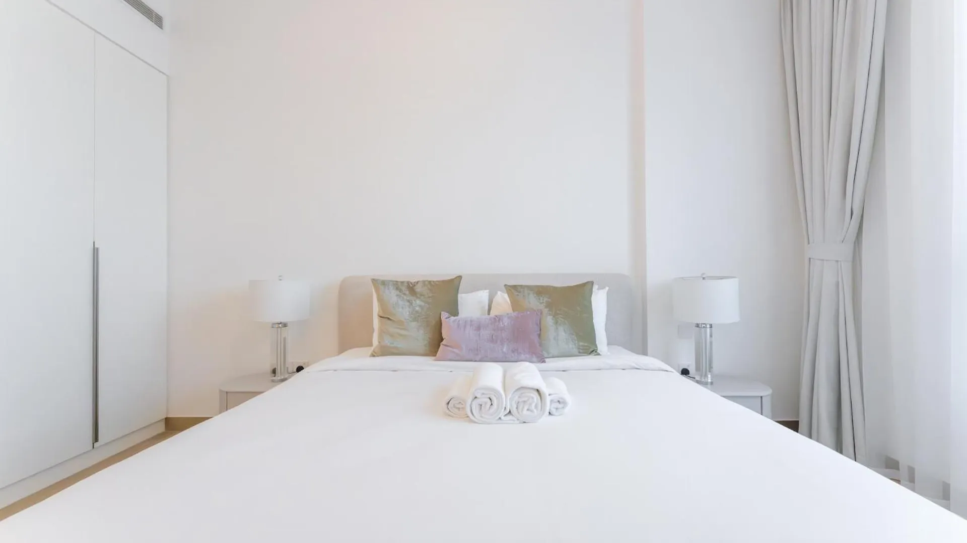 Veluxa - Mediterranean 1Bed With A View! Dubai